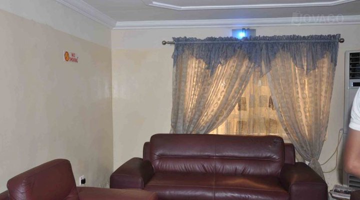 Mirror Suites