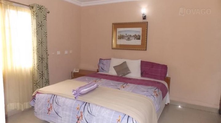 Deroma Hotel & Suites