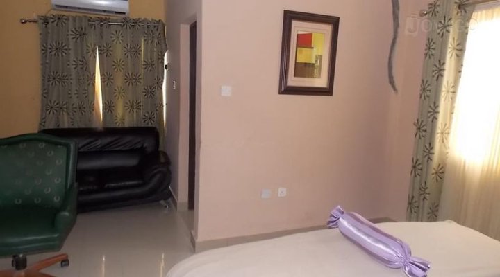 Deroma Hotel & Suites