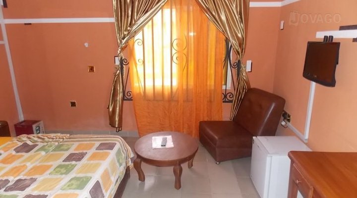 Okomi Suites And Gardens