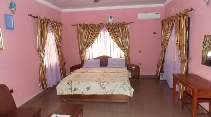 Okomi Suites And Gardens