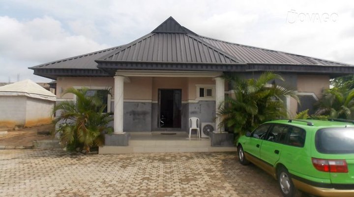Okomi Suites And Gardens