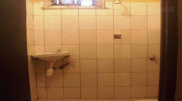Florni Guest House