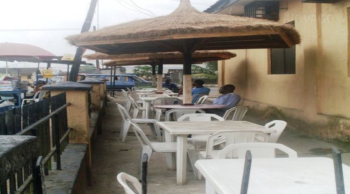 Florni Guest House