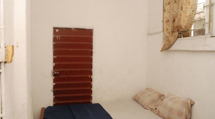Compact Guest House
