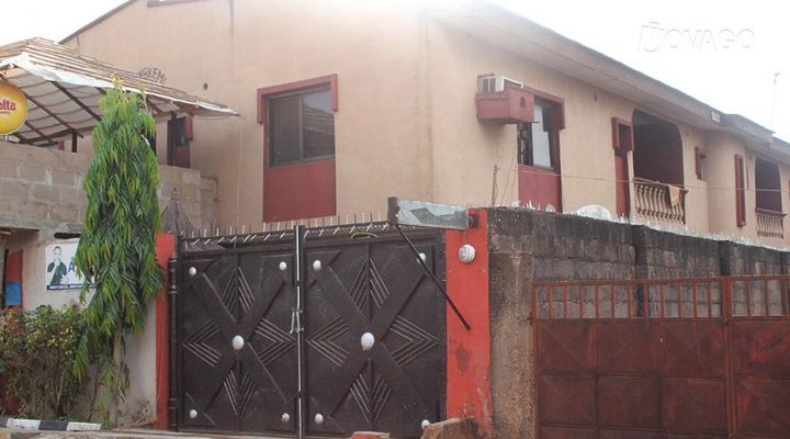 Aso Rock Bed and Breakfast