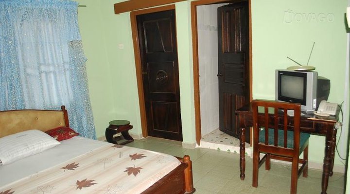 Ifelodun Global Hotel