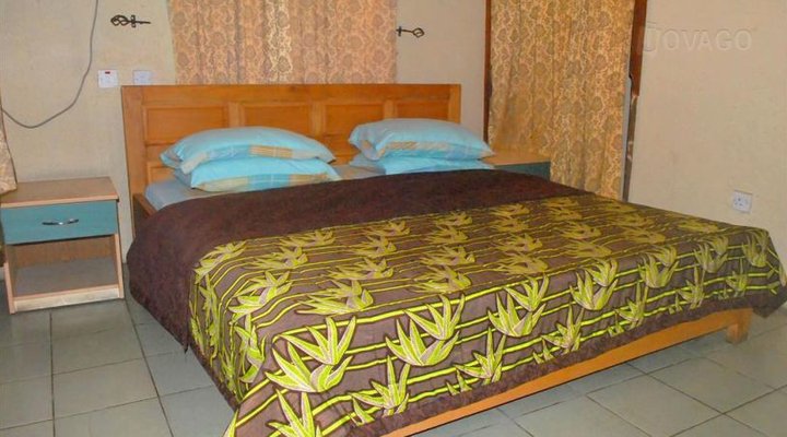 Green Villa Suites