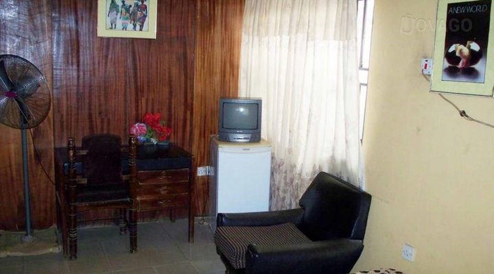 Kay Calax Hotel