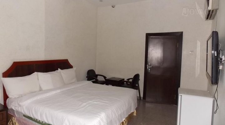 Pauliham Hotels and Suites