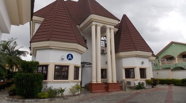 Pauliham Hotels and Suites