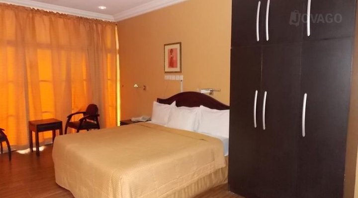 Pauliham Hotels and Suites