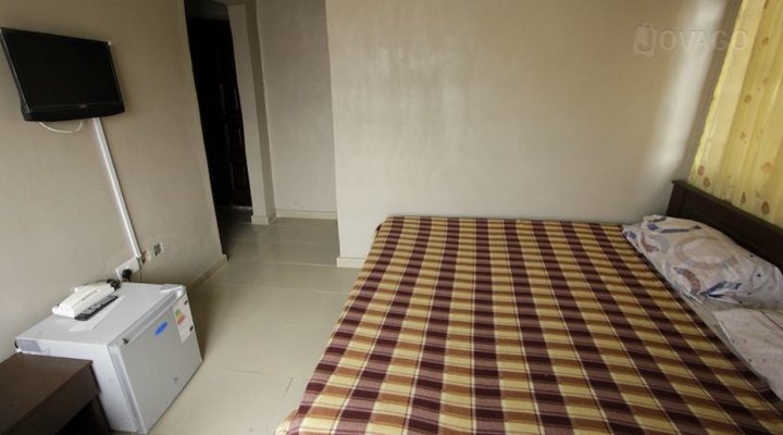 On Point Hotel Annex