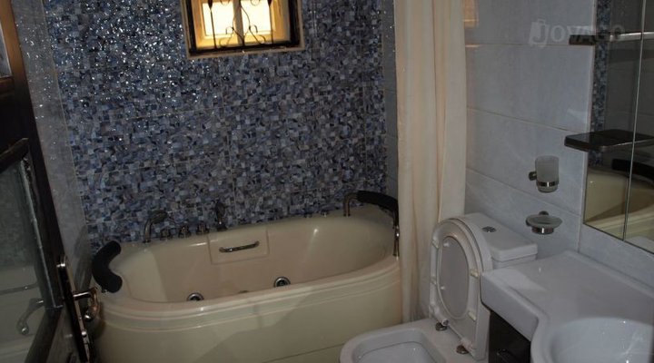 Adunola Villa Serviced Apartment