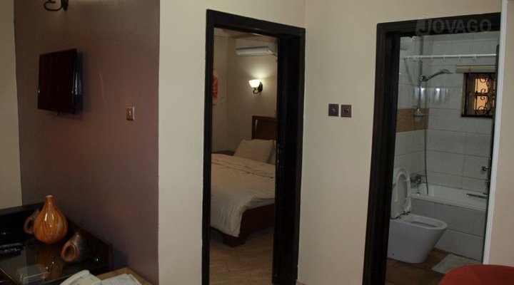 Adunola Villa Serviced Apartment