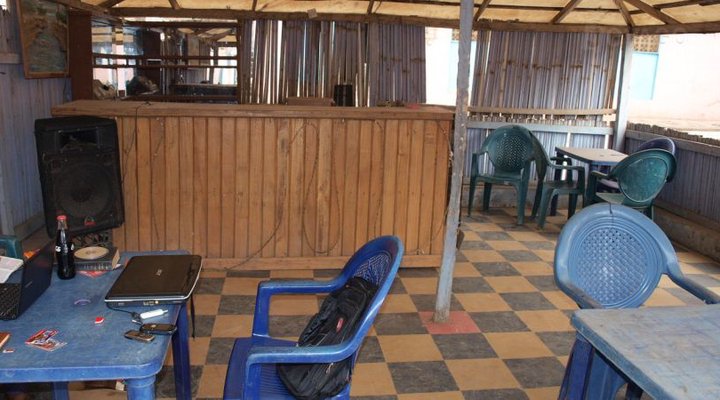 Golden Fish Hotels and Garden (Ojodu)