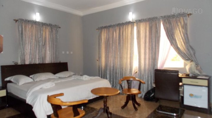 Cathy's Suite