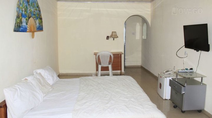 Normal Suites Hotel and Gardens