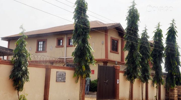 Majaland Hotel And Suites