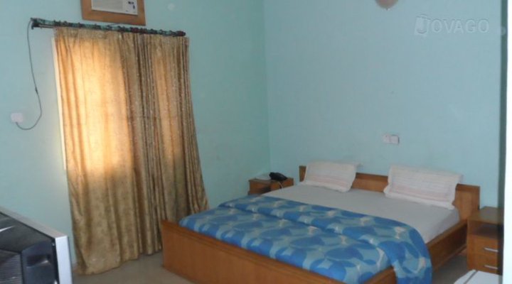 Hyton Hotels Limited