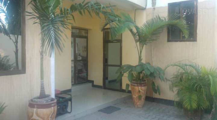 Meeda Executive Lodge