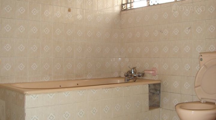 Mork-Akins Hotel and Suites