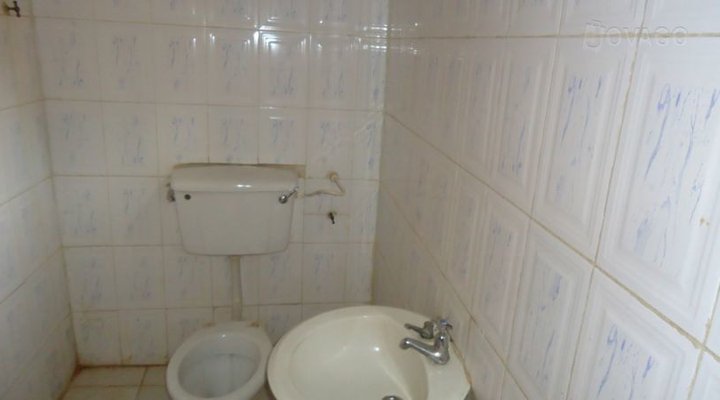 D Travellers Guest Inn 2