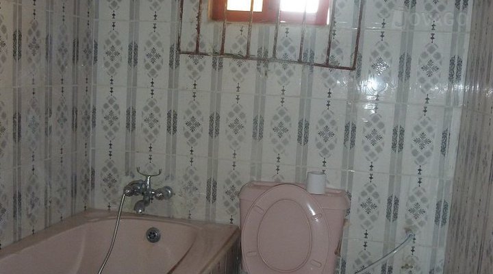 Tives Hotel And Suites