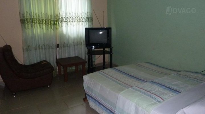 Habitat Suites and Hotel