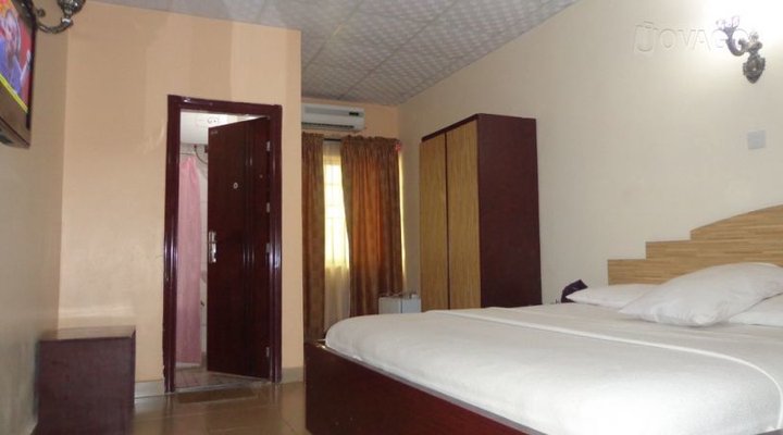 Hotel Macbek Limited