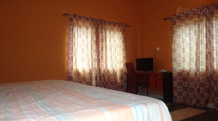 New Edge International Hotel And Suites