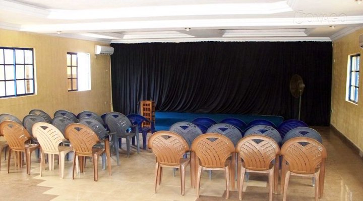 AlexGrace Hotel