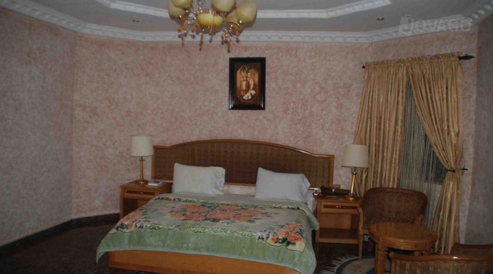 City Lodge Hotel Annex (White Diamond)