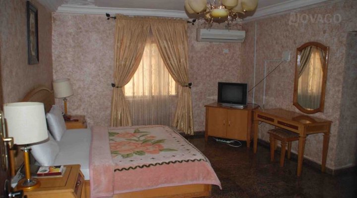 City Lodge Hotel Annex (White Diamond)