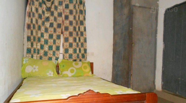 Tombai Guest House