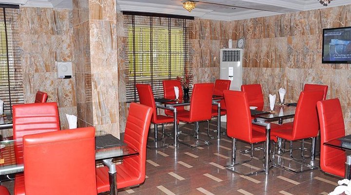 Royal View Hotel and Suites