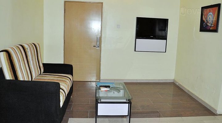 Royal View Hotel and Suites