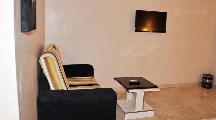 Royal View Hotel and Suites