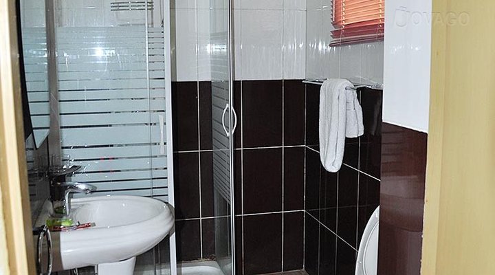 Royal View Hotel and Suites