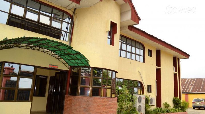 Angellyne Guest House Annex