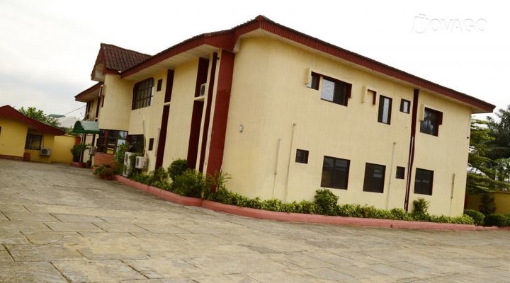 Angellyne Guest House Annex