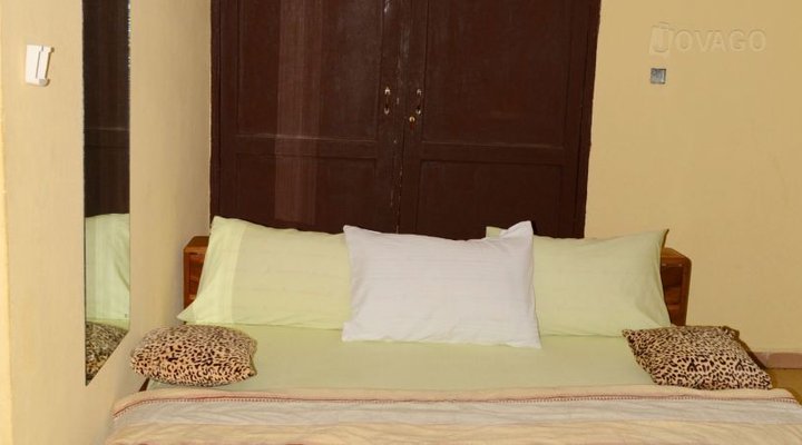 Angellyne Guest House Annex