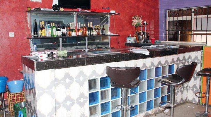 Aqua Lounge (Dalion Guest House)