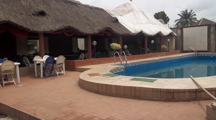 Kenville Hotels & Resort