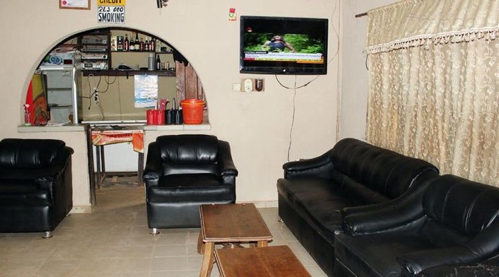 U & I Guest House (Annex)
