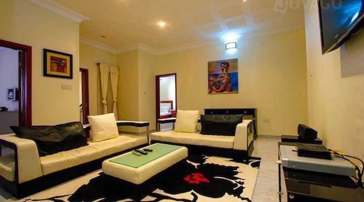 Bayview Apartments VGC