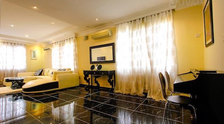 Bayview Apartments VGC