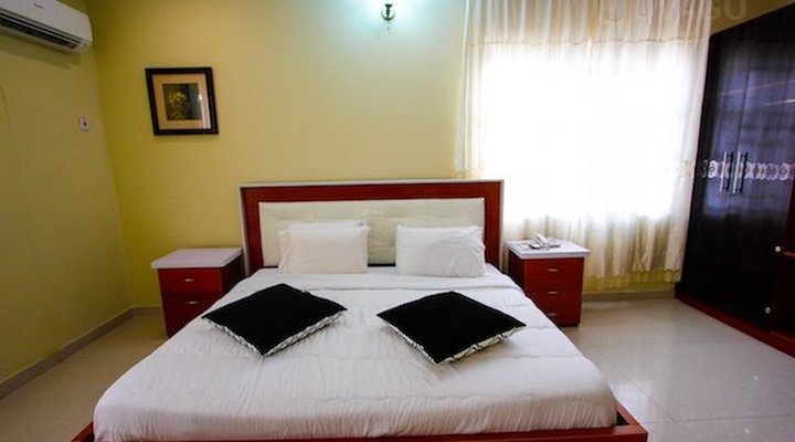 Bayview Apartments VGC