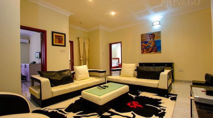 Bayview Apartments VGC