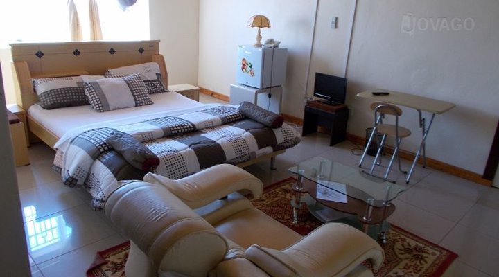 Emmaculate Lodge